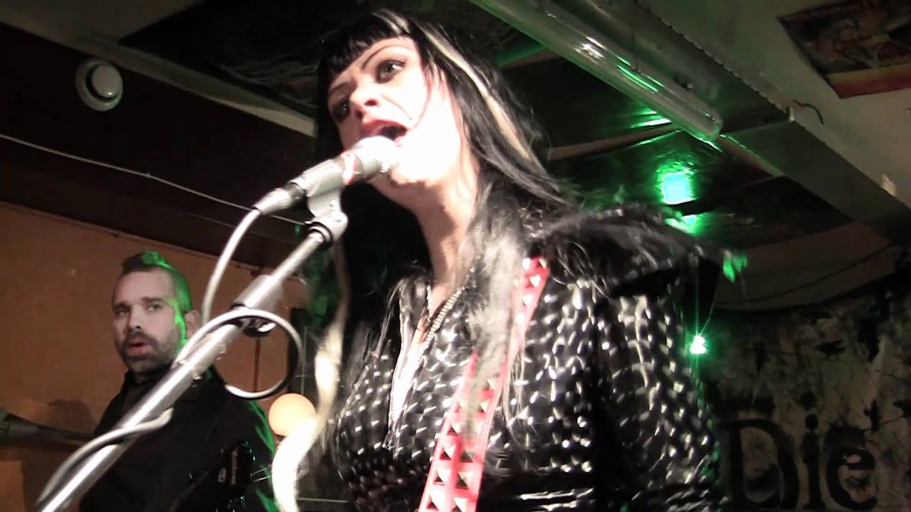 Die So Fluid - Spawn of Dysfunction - Live @ Brothers of Beer Leiden the Netherlands