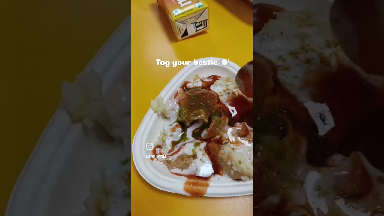 #viralvideo #food #noidafoodies #youtube #momos #noida #shorts #trending
