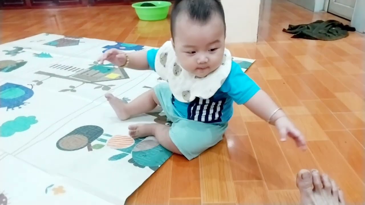 Quốc Thái đầy năm và đi Yên thành 