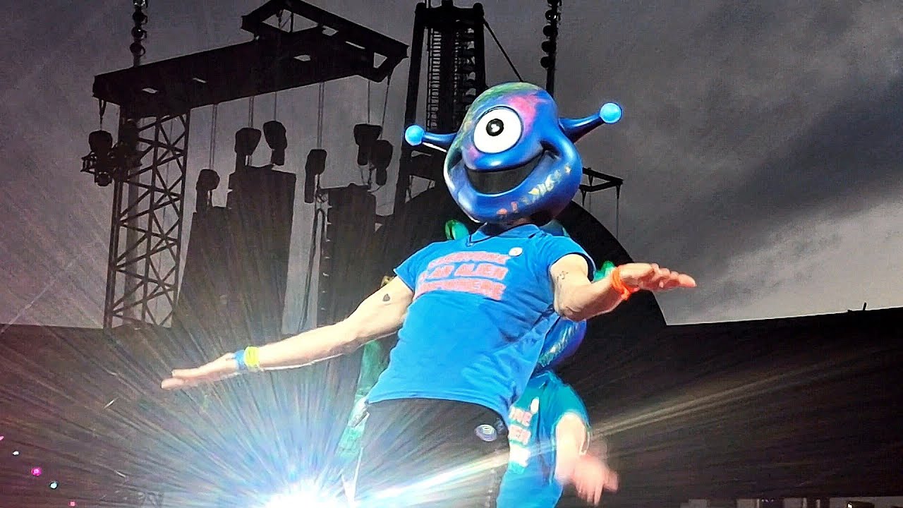 Coldplay LIVE 🇨🇭 - The Lightclub (♾️ +"SJLT"+"Aeterna") - Zürich - Switzerland - July 2nd 2023