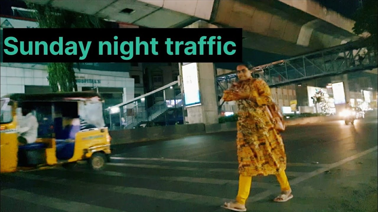 Hydrabad Sunday night traffic #poeple #trafic #hyderabad #youtube 