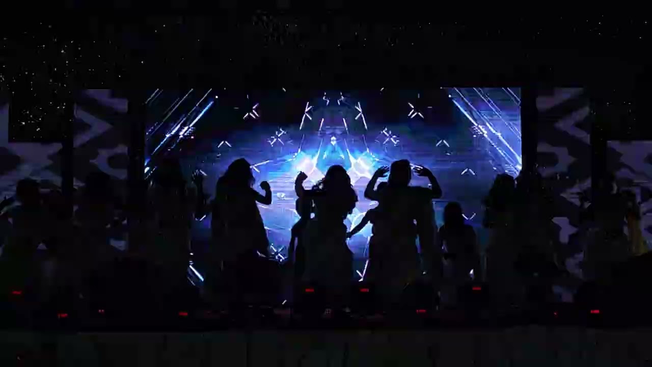 Little girls dance on function 💃💃