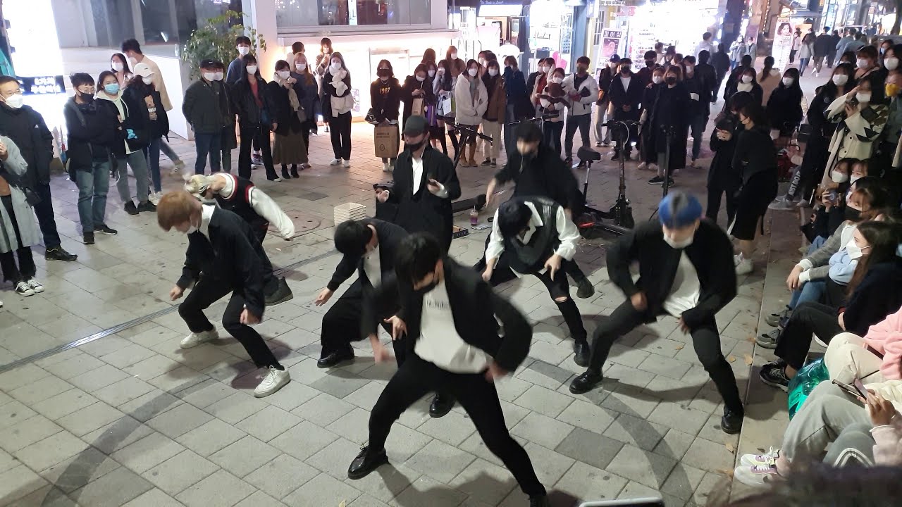리미트(Limit)/ LOVE ME RIGHT - EXO(엑소) 홍대버스킹(HongDae Busking) 20201113