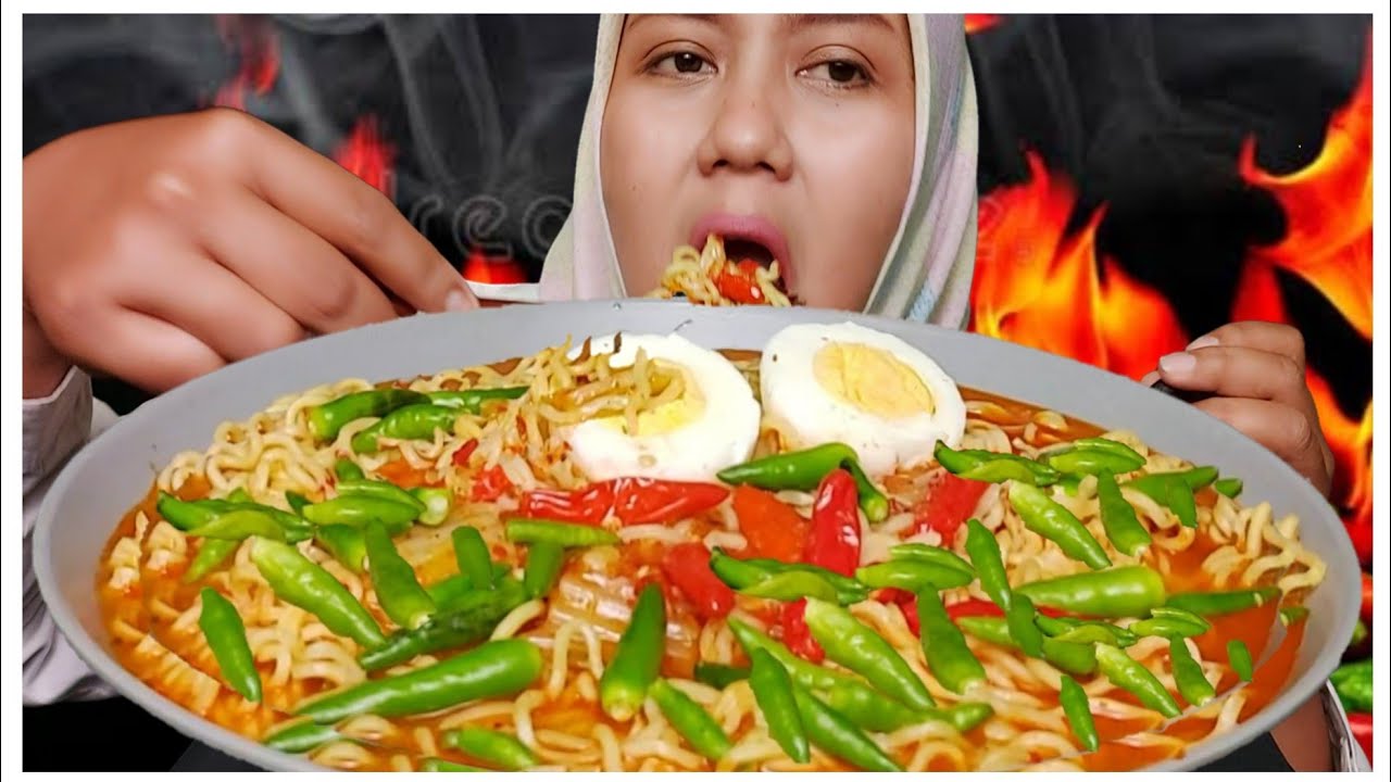 MERINDING‼️MIE REBUS KUAH PEDAS TABUR RAWIT HIJAU + RAWIT DOMBA || #asmr #mukbang #caberawit