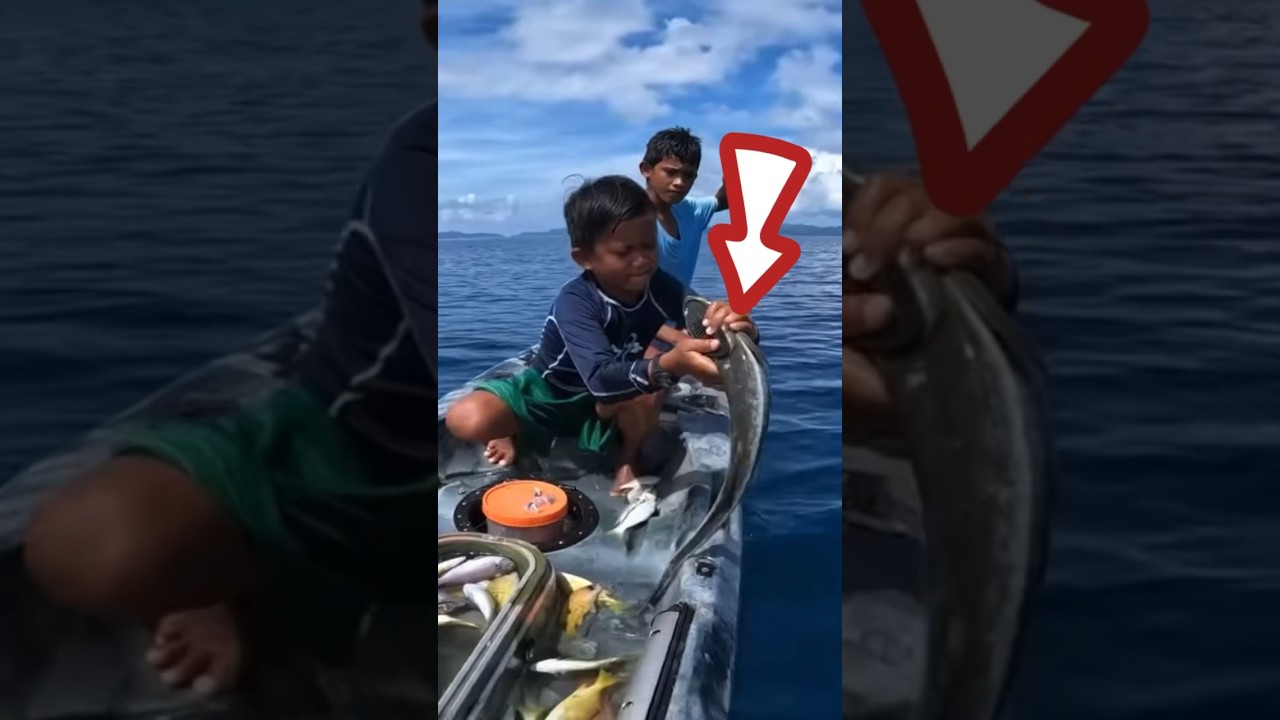 🤣 Funny Fishing in the Philippines. #shorts #fishing #funnyshorts