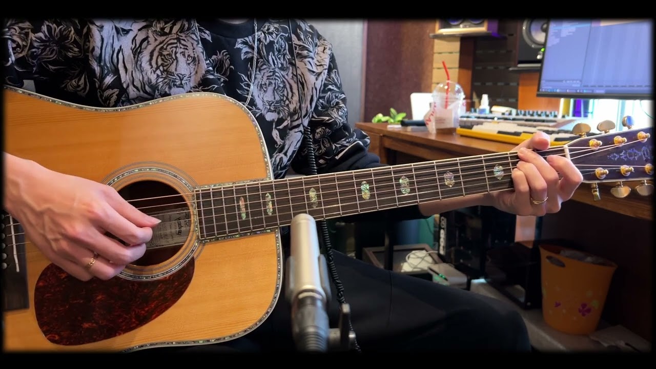Qua Khung Cửa Sổ | Chillies - Guitar Đệm Tùng Tíc