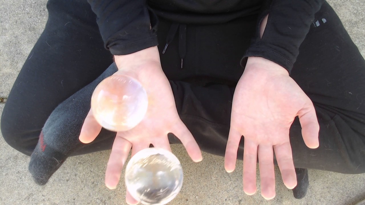Tricks with 2 Baoding balls