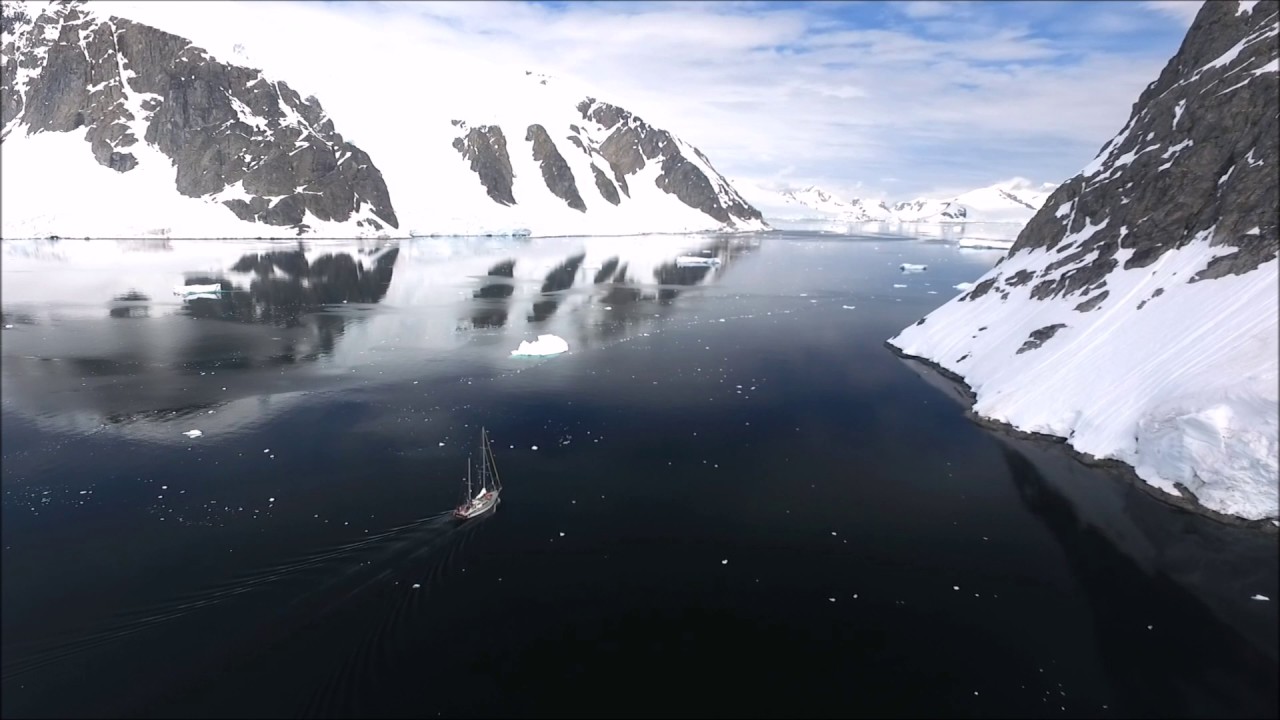 Sailing in Antarctica on Ocean Tramp