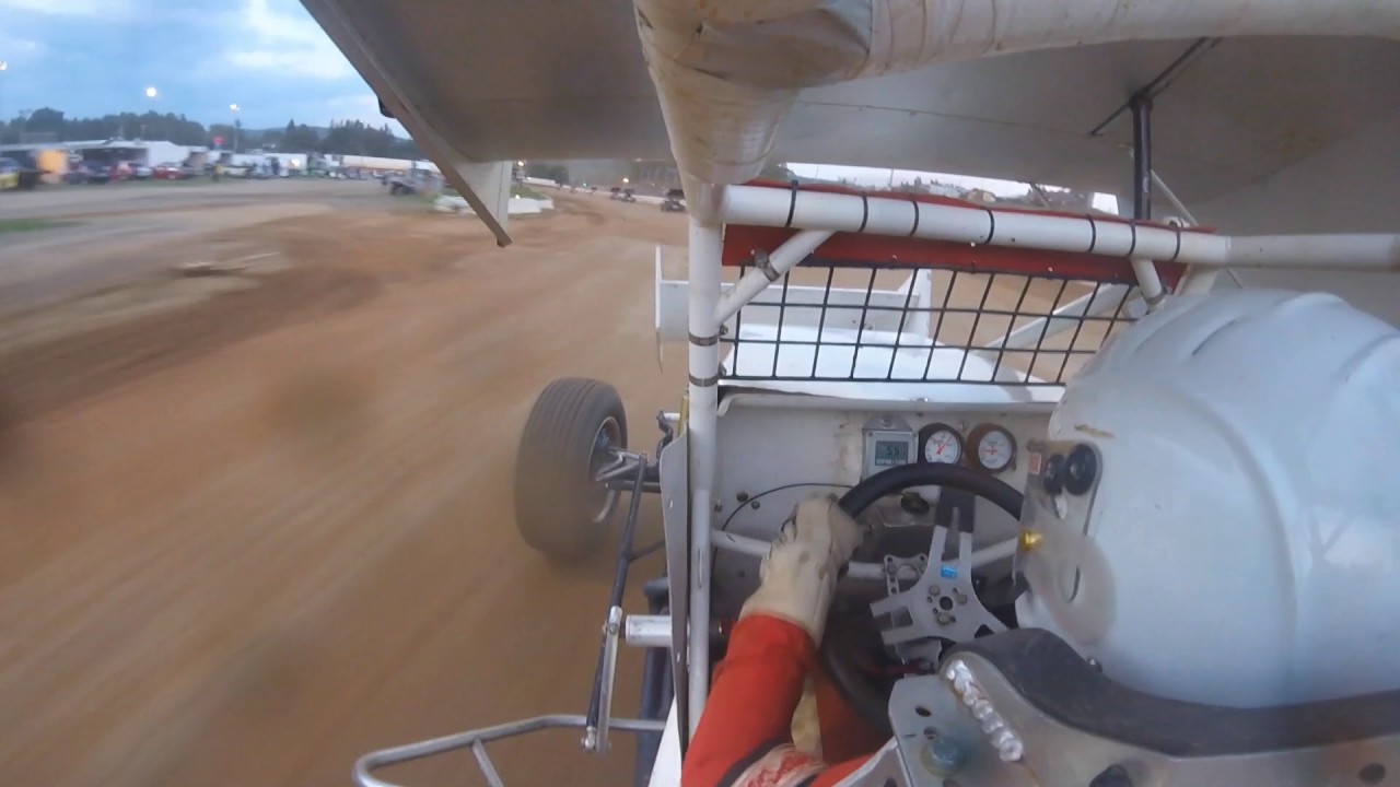 305 sprintcar Heat and Feature at Bedford speedway 7/30/17