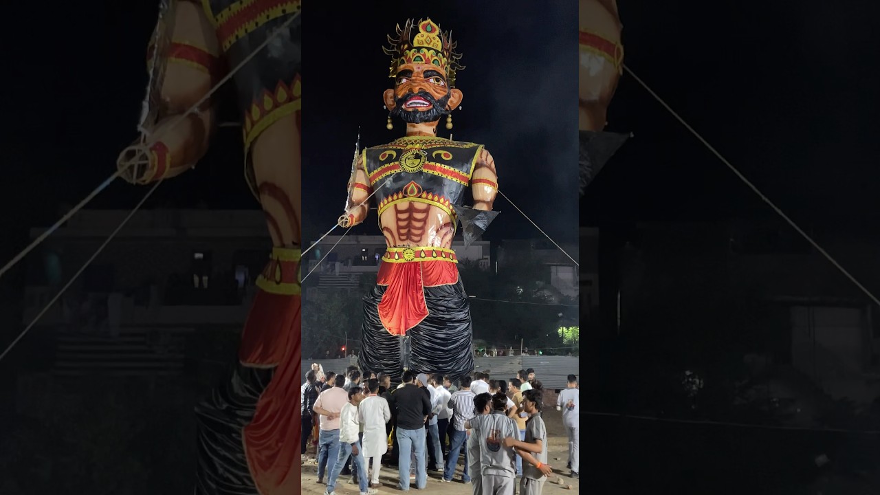 Uttam Nagar Holi Chowk Ravan Dahan 2026 🔥 Full Crowd | Ravan Burnt & Fell Down 😱