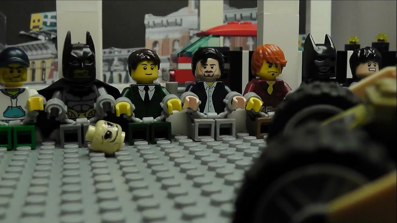 LEGO The Dark Knight - Batman Crashes Drug Deal