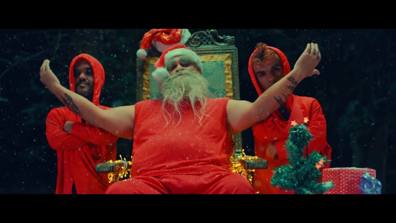 Yomil y el Dany - Felicidades Santa (Official video)