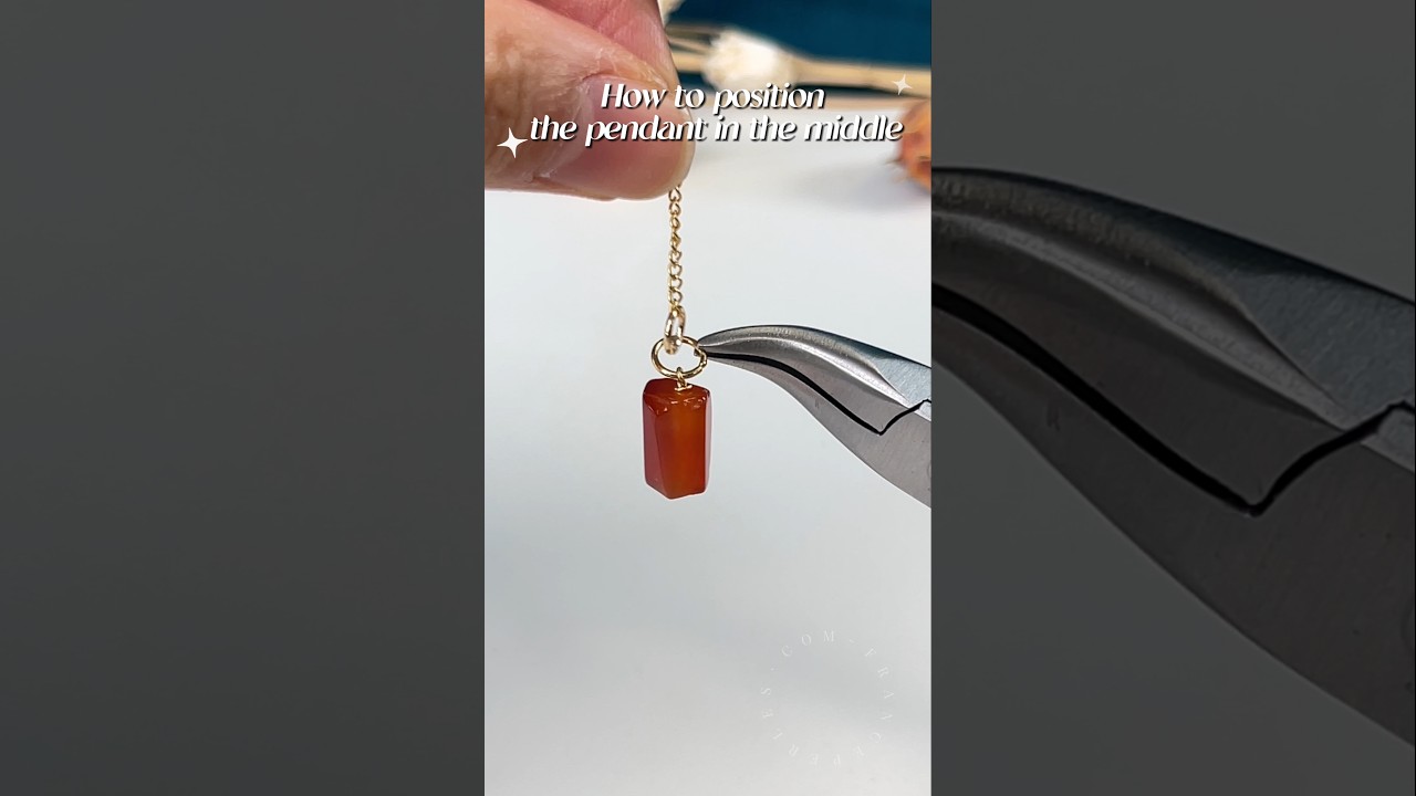 Tu gal&egrave;res &agrave; fixer ton pendentif ? Cette astuce va tout changer !💎#astucebijoux #jewelrytips #diy
