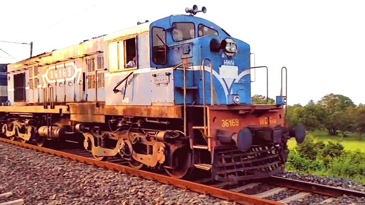 very rare 2 Alco are back to back moving through Katwa- Bandel line | Indian railway |journey circle