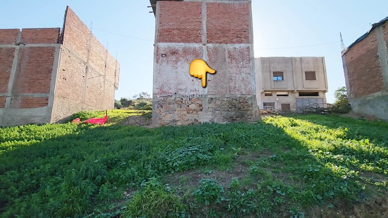 أرض للبيع سيدي حساين خندق الزرزور طنجة مسحتها 60 متر أرض عالية مفججة