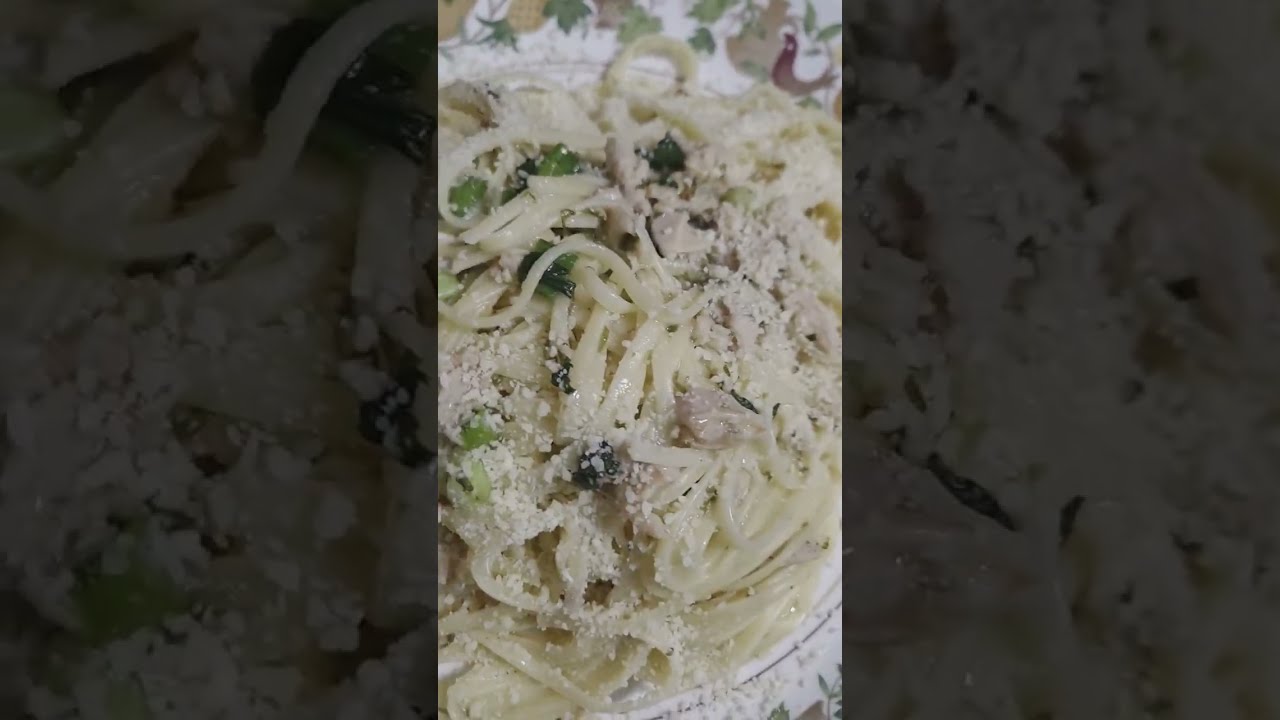 Linguine with White Clam Sauce  