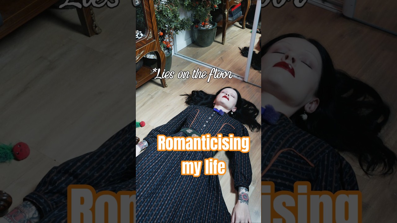 #готическаяэстетика #смешно #романтично