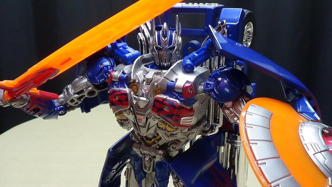 Takara Age of Extinction Leader ARMOR KNIGHT OPTIMUS PRIME: EmGo's Transformers Reviews N' Stuff