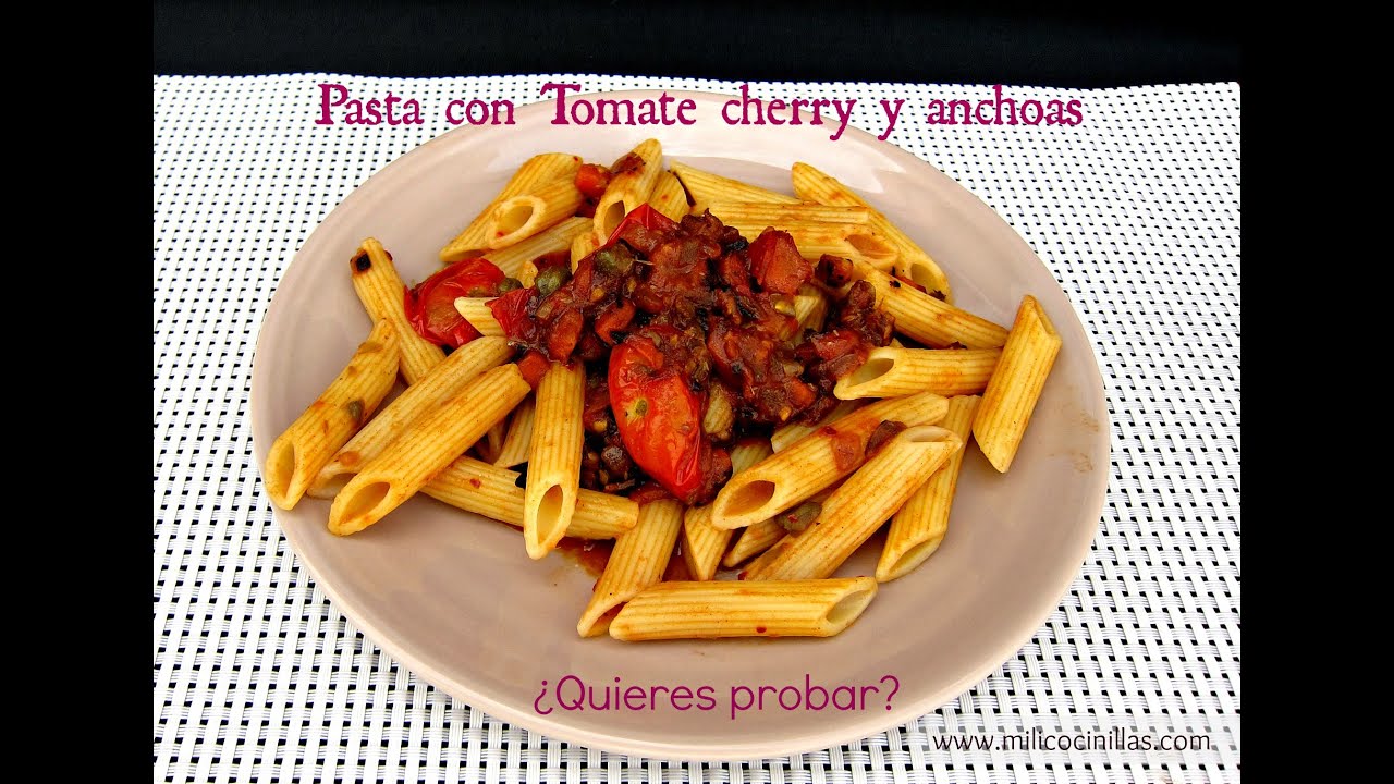 Pasta con tomate y anchoas