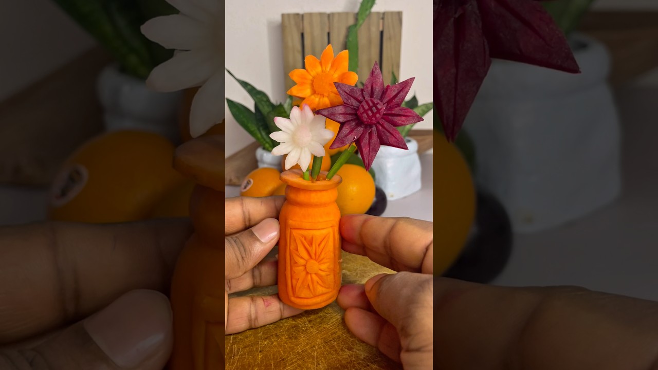 #simple how to make carrot flower🥕#shorts #foodart #fruit