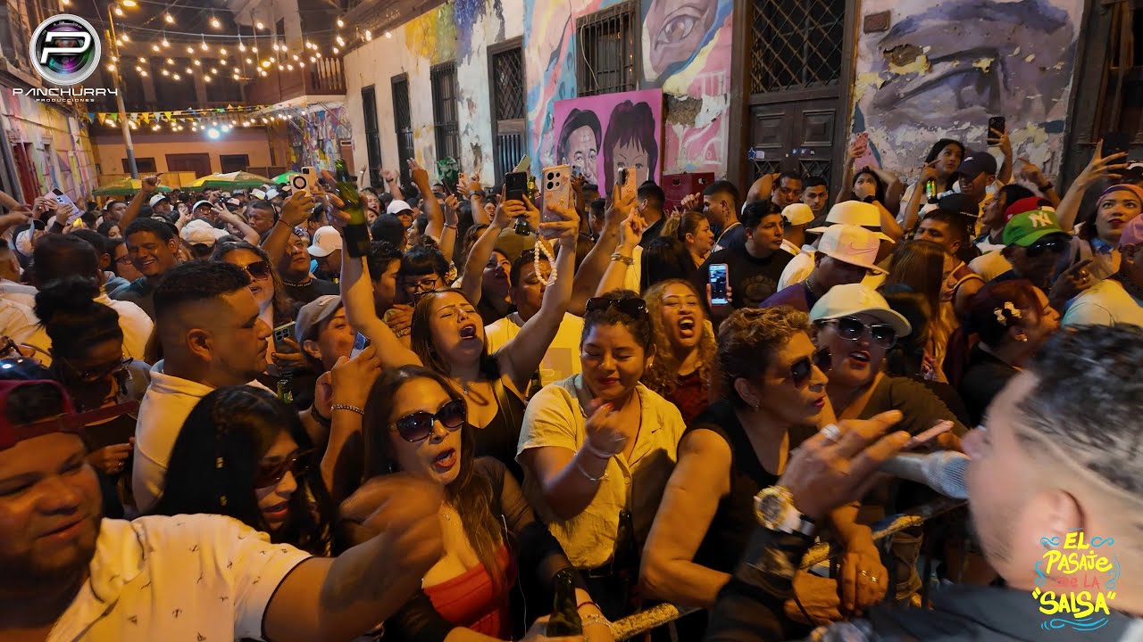 Un Hombre Busca Una Mujer  || Ponchito Zepeda  🎼 En El Pasaje De La Salsa 