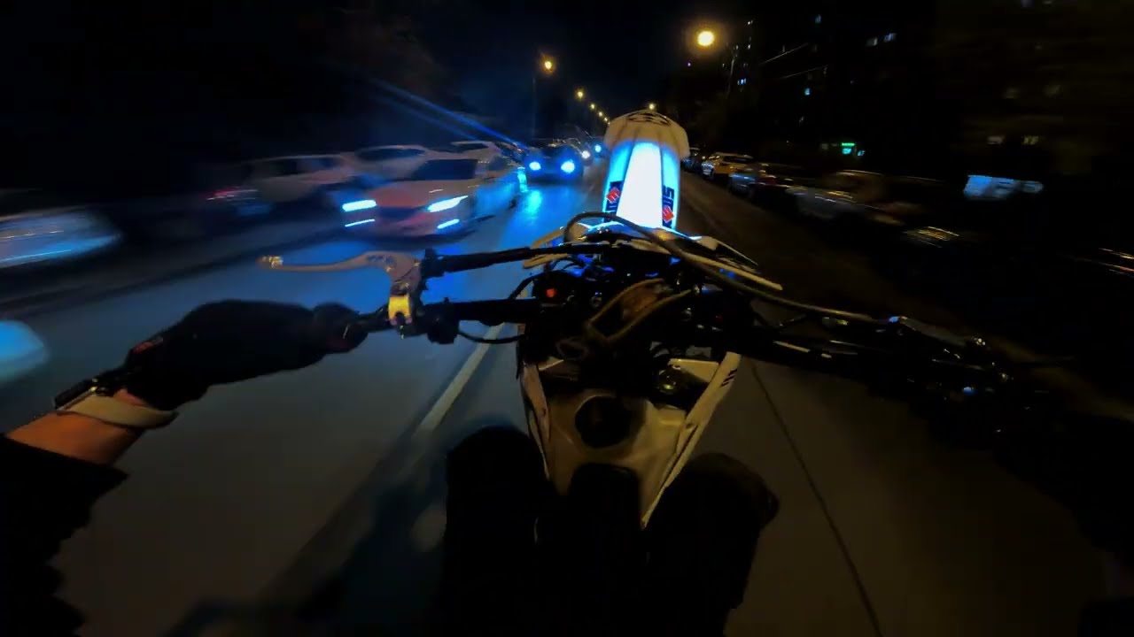 NIGHT RIDE ON MOTO l STUNT