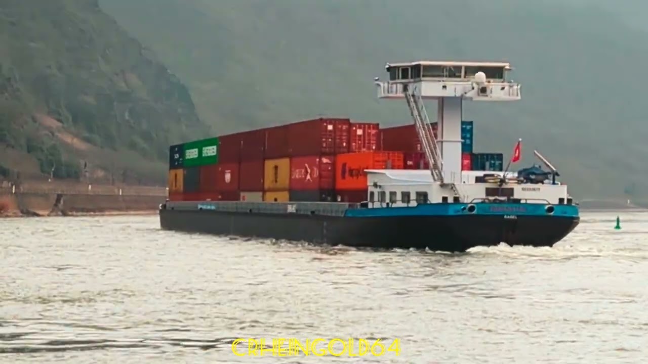 Ship Spotting Rhein... Loreley und nebenbei,Viele große Schiffe unterwegs, Imposante Ansichten...