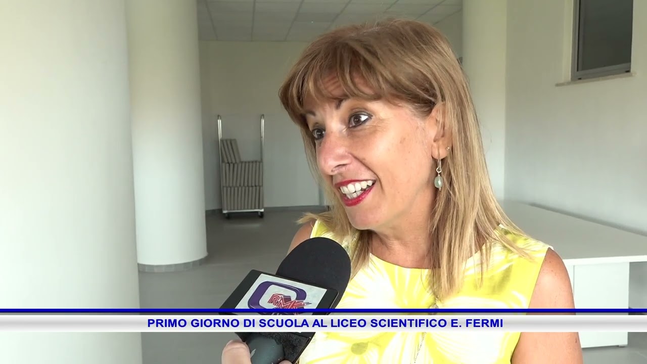 PRIMO GIORNO DI SCUOLA AL LICEO SCIENTIFICO E FERMI
