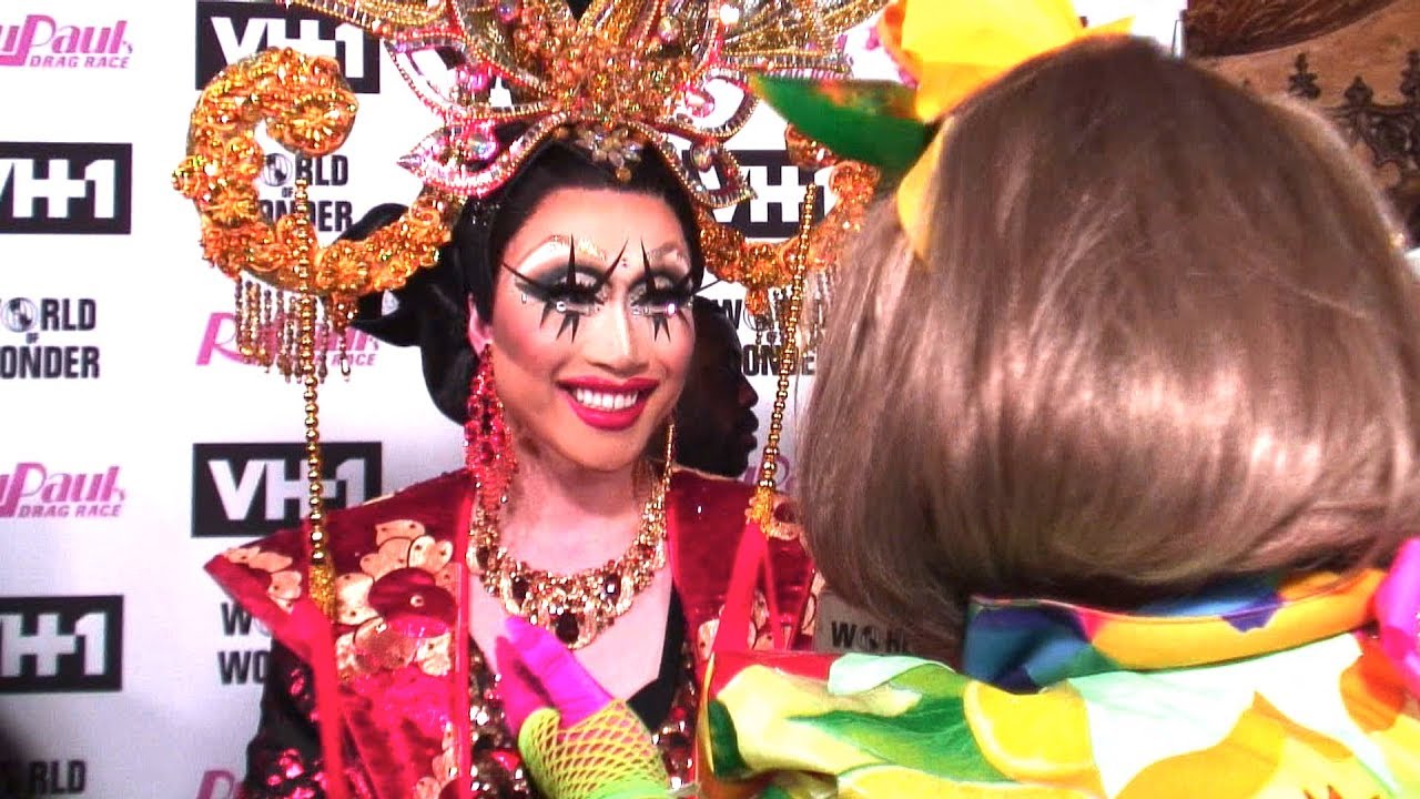 Yuhua Hamasaki & Damiana on the 