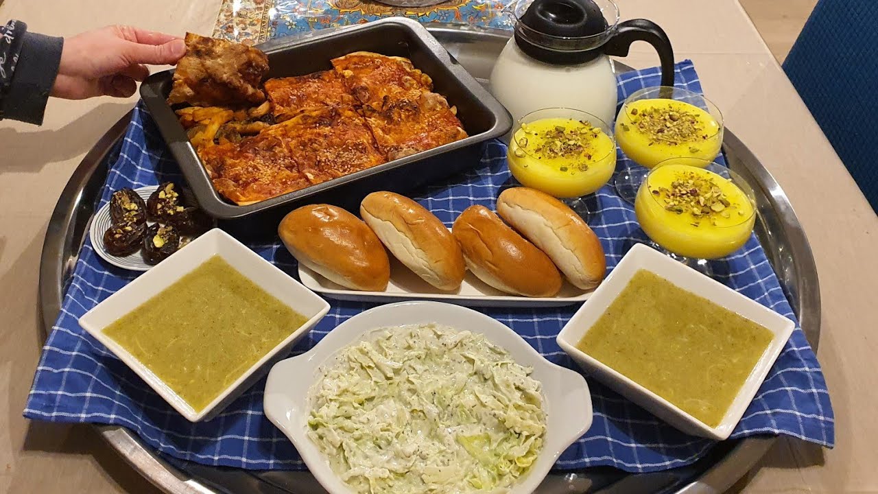 عيني شلون كباب ملوكي خطير🤤وكاستر بالكيك يبرد القلب وسلطه بسيطه باللبن جدا طيبه😋تفضلو ويانه