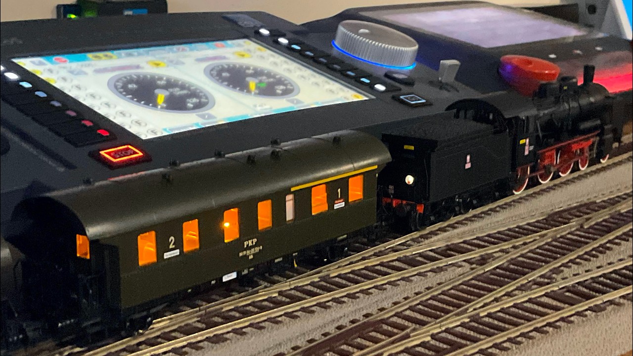 ROCO PKP Ok1 Locomotive Test Run | HO Scale Model Train | Polish Railway