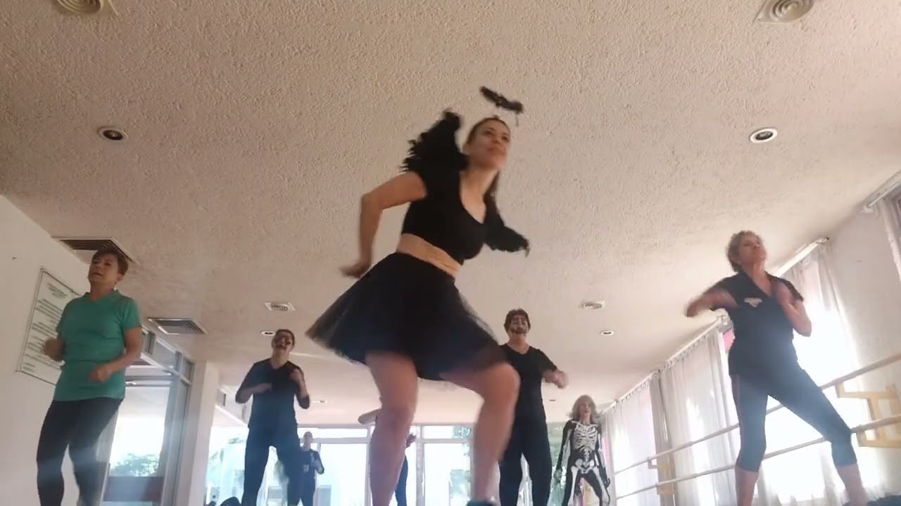 Dance fitness Halloween 🎃