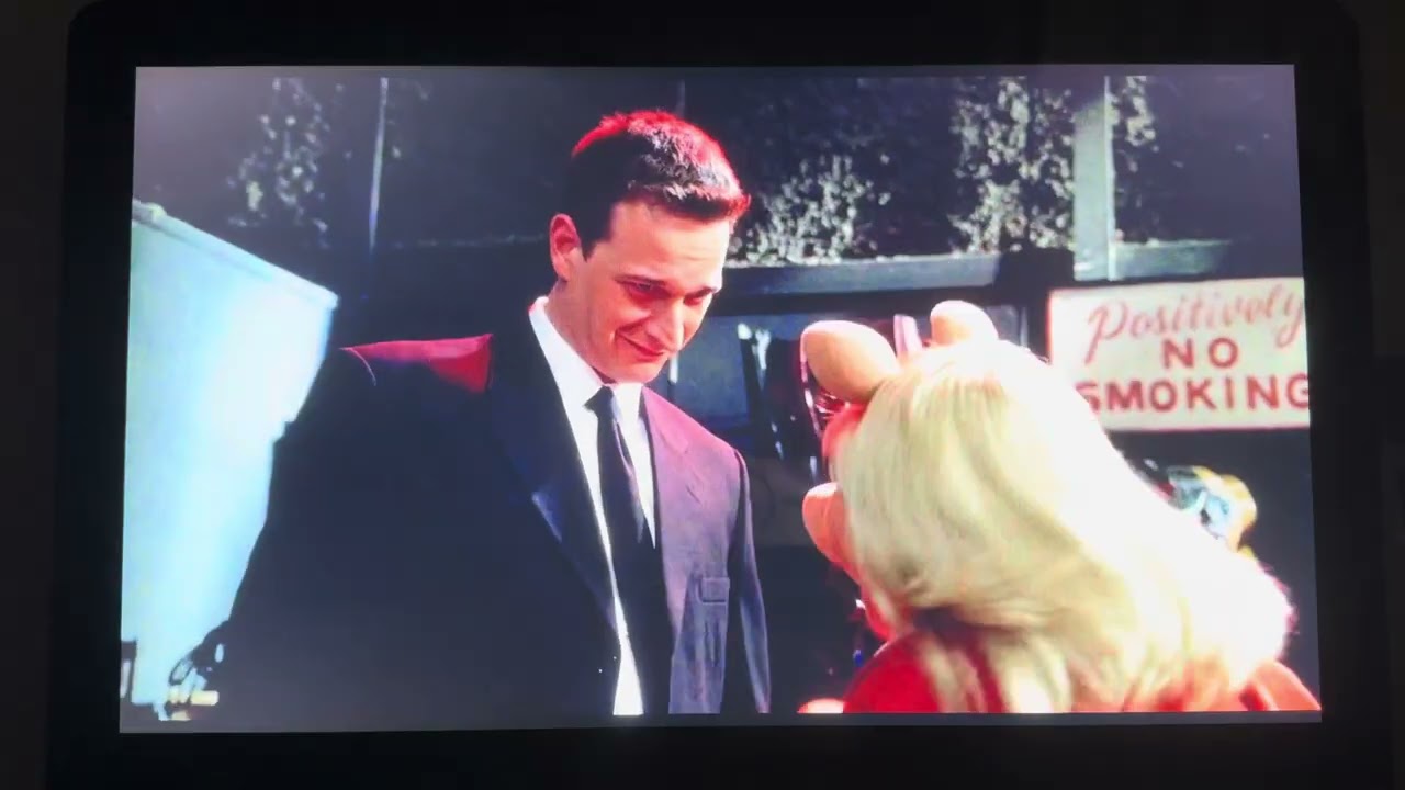 Jim Henson’s Muppets From Space- Miss Piggy vs Agent Barker (1999)