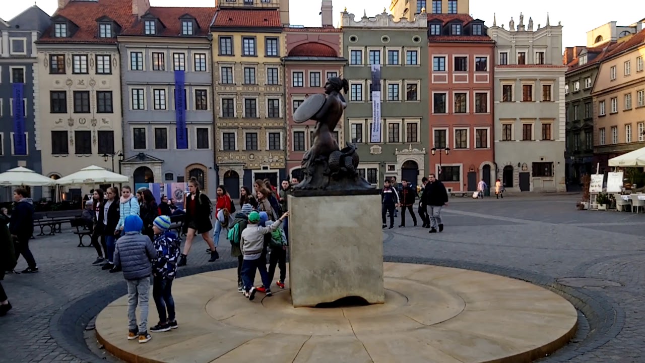 Central Square, Warsaw, Poland 🇵🇱