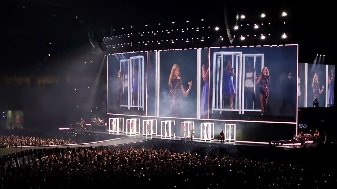 Don't Blame Me / Look What You Made Me Do - Taylor Swift | The Eras Tour Singapore