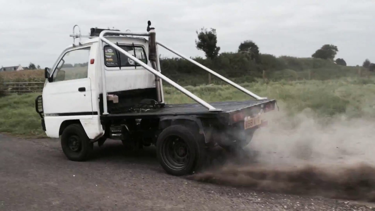 Super bike powered Bedford rascal pick up start up and drive!