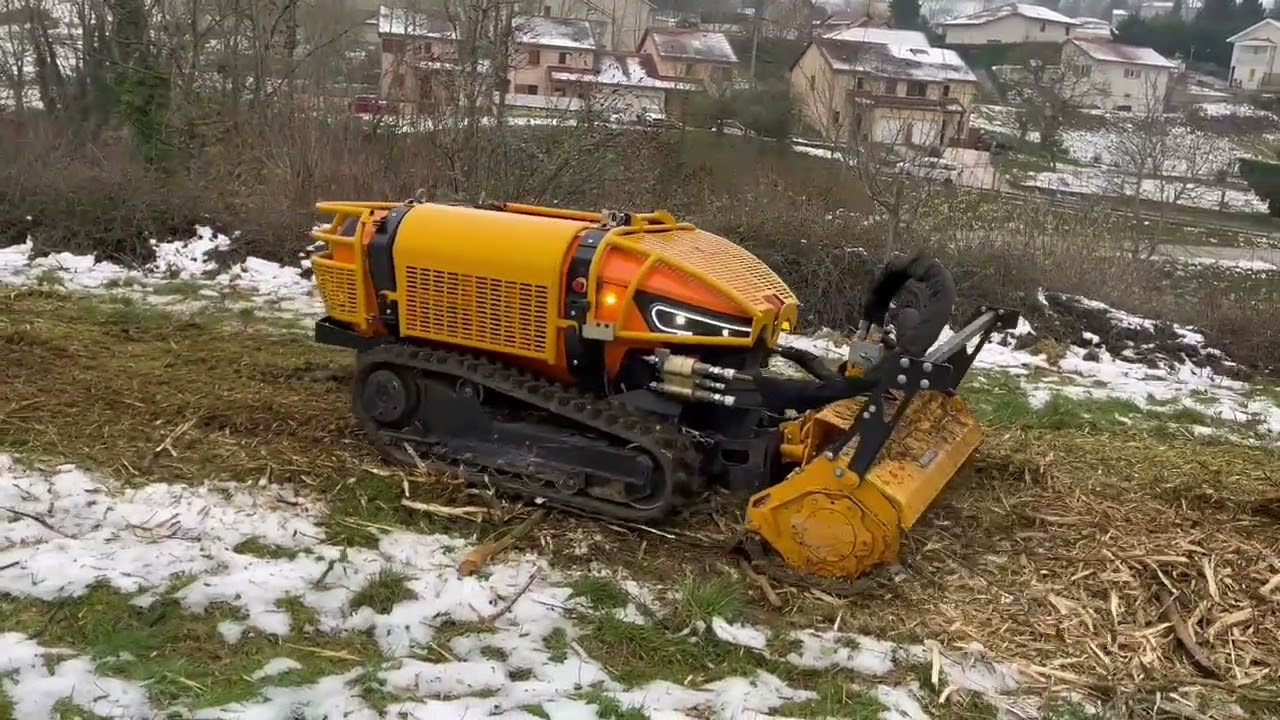 McCONNEL Robocut T800 forestier