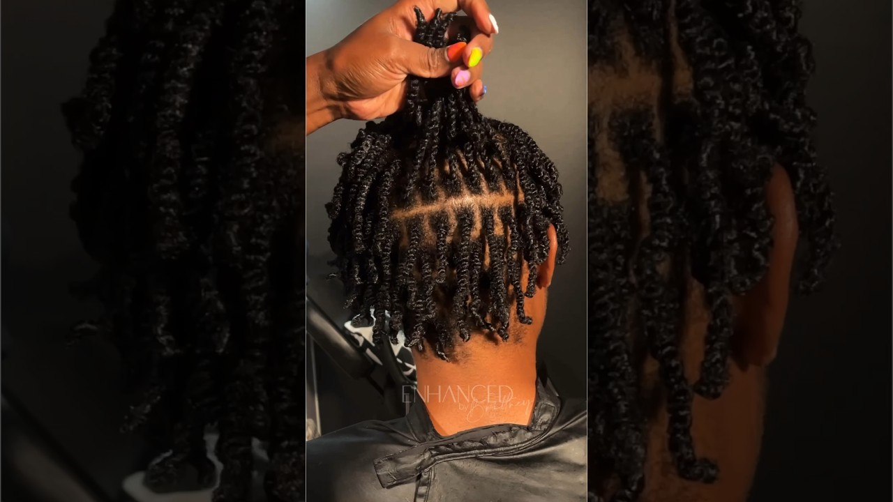 Mini twist on short natural hair 🥰 #minitwists #twistout #shortsfeed #naturalhair