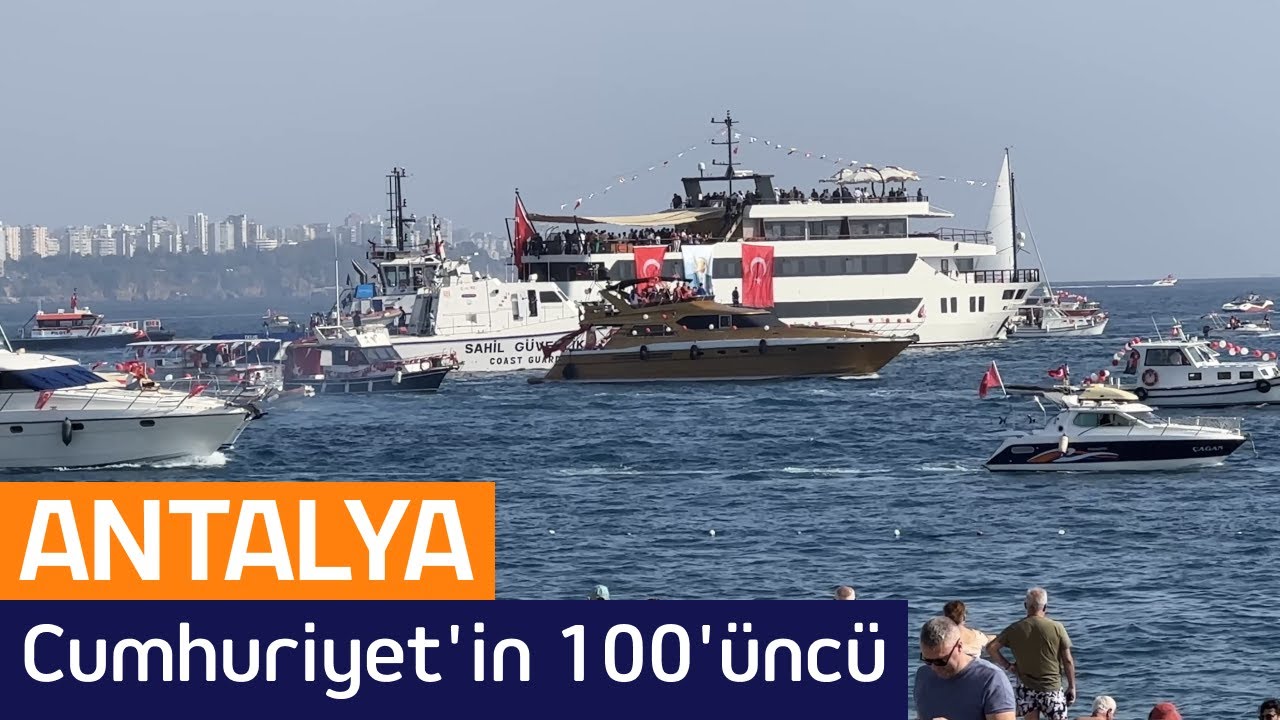 Cumhuriyet'in 100'üncü / 28-29 October 2023 - Antalya, Turkey - 4K - Walking Tour-F-16 Gösteri Uçuşu