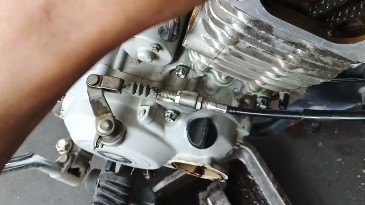 CT125 BAJAJ TOP OVERHAUL ASSEMBLE ( PART 2 ) @rdworksideas