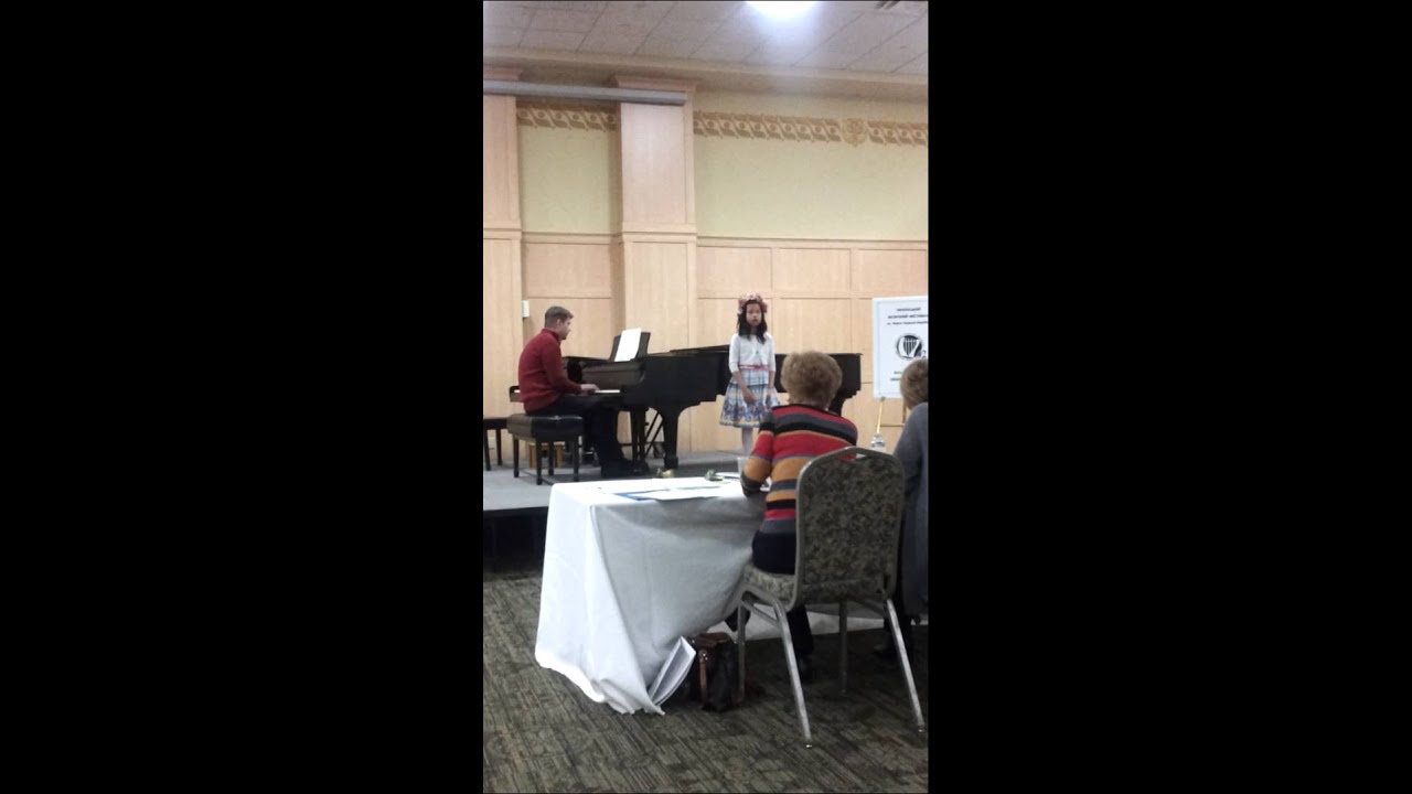 CHINESE girl Audrey Chan sings UKRAINIAN song