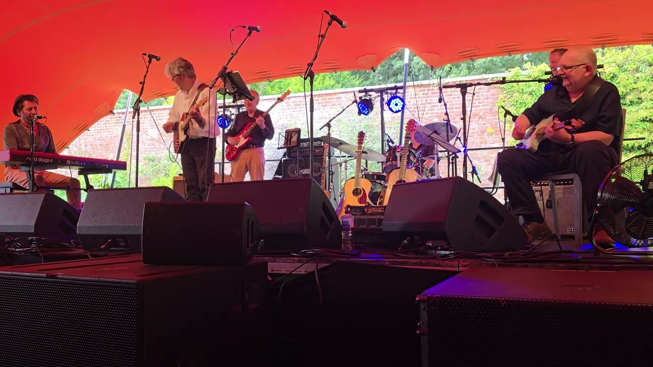 Hound Dog - Ronnie Greer Band w. Kyron Bourke & Doc O'Connor 24.08.2025