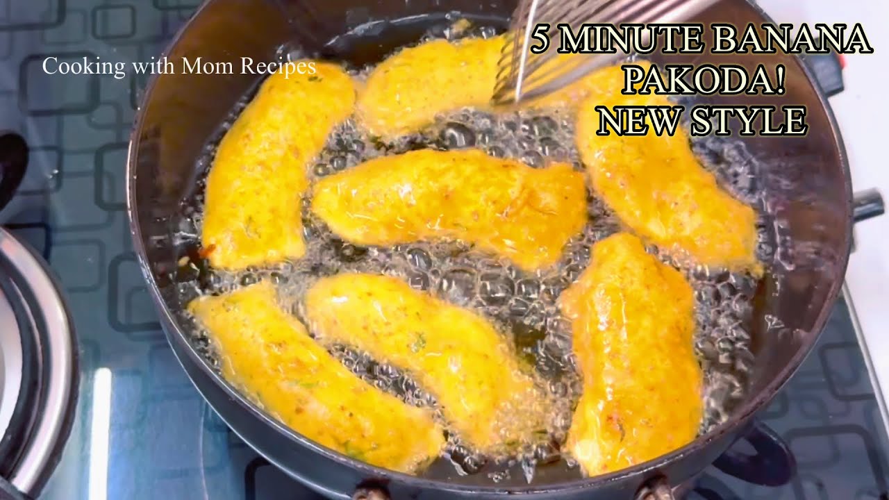 Kache Kele ke Pakode | Naye Andaaz Mein Banana Fritters | 5 Minute Snack #cookingwithmomrecipes