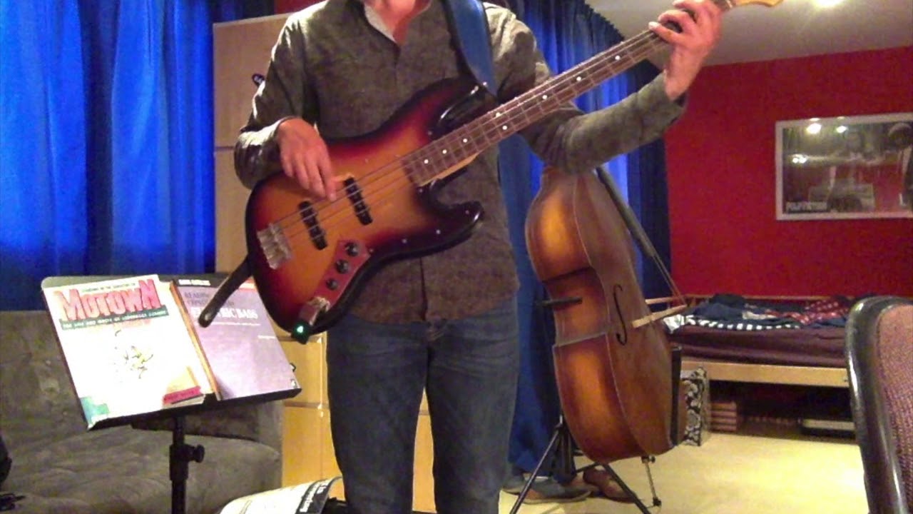Fender Jazz Bass + SmoothHound Wireless Guitar System