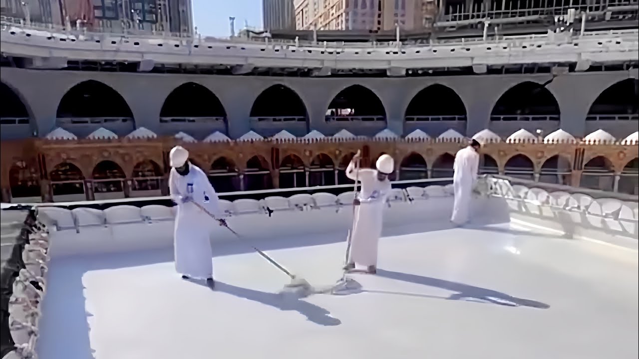 Kaaba cleaning time 🕋 | Kaaba floor cleaning time | Kaaba live 14 October 2023