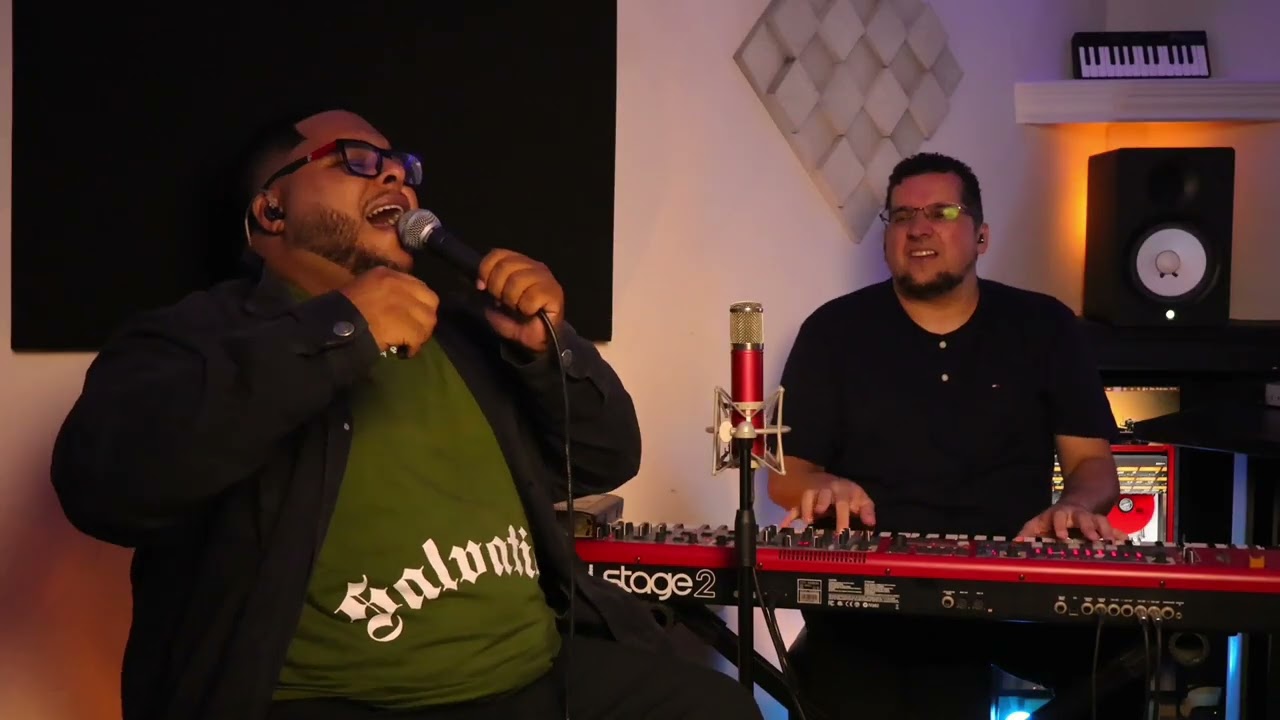 Fogo nunca dorme  ( live ) Momento de adoração 