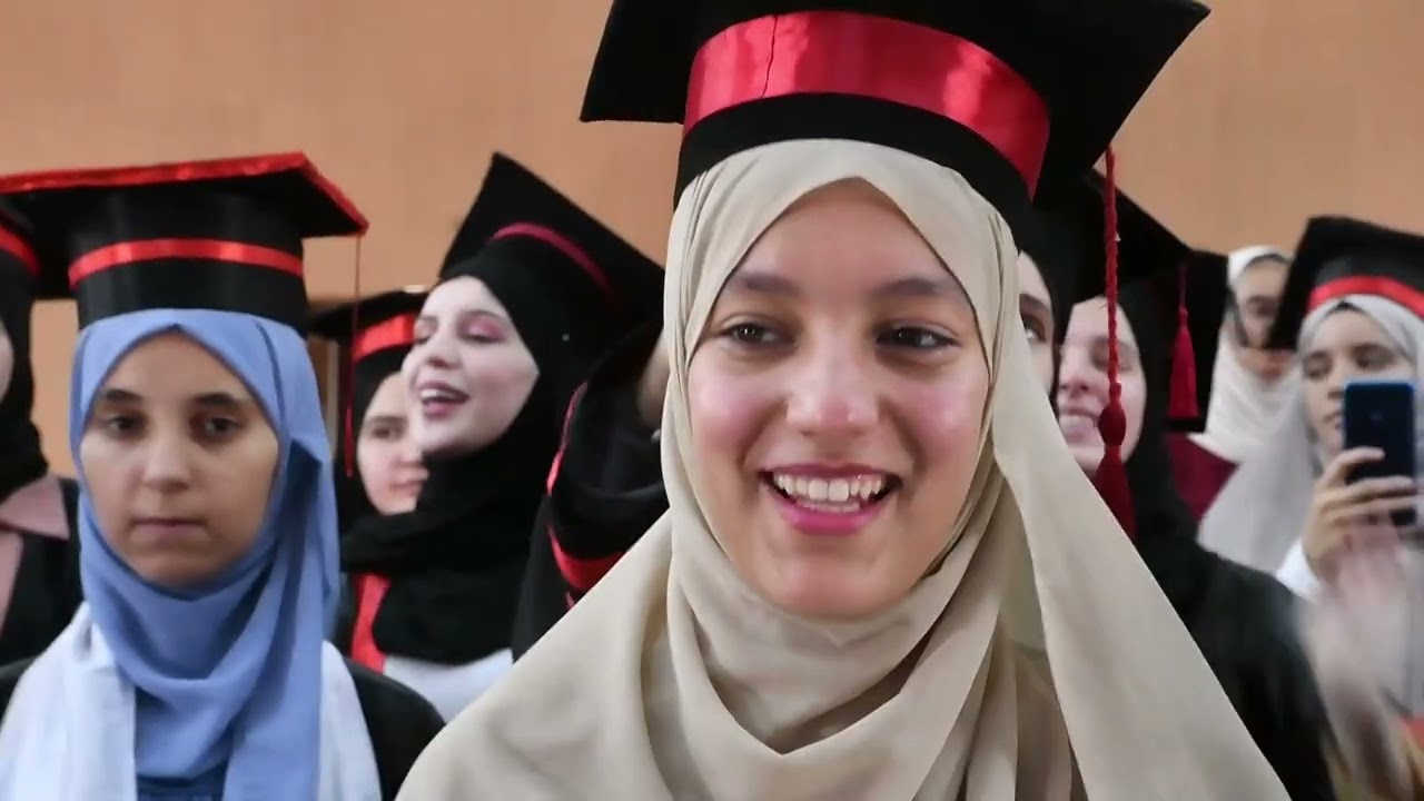 حفل تخرج طلبة كلية الاداب بجامعة لونيسي علي 2022