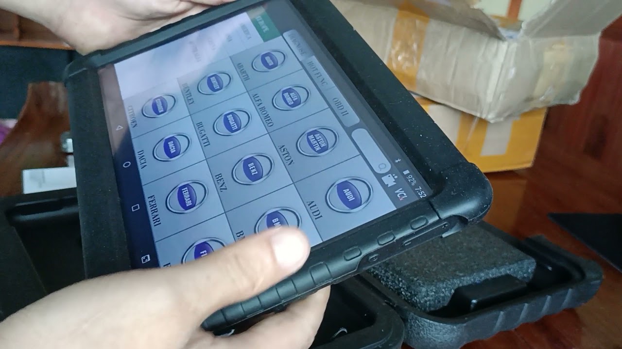 Unbox Ancel X6 and Ancel V6 OBD2 diagnostic tool