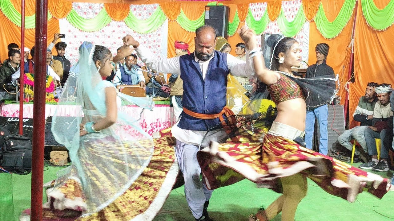 न्यू बुंदेली।।।भूवन गए की शरण गए कि🌹रखो मोरी लाज शरन गये की🌹 Ramesh Vishwakarma ki Rai 