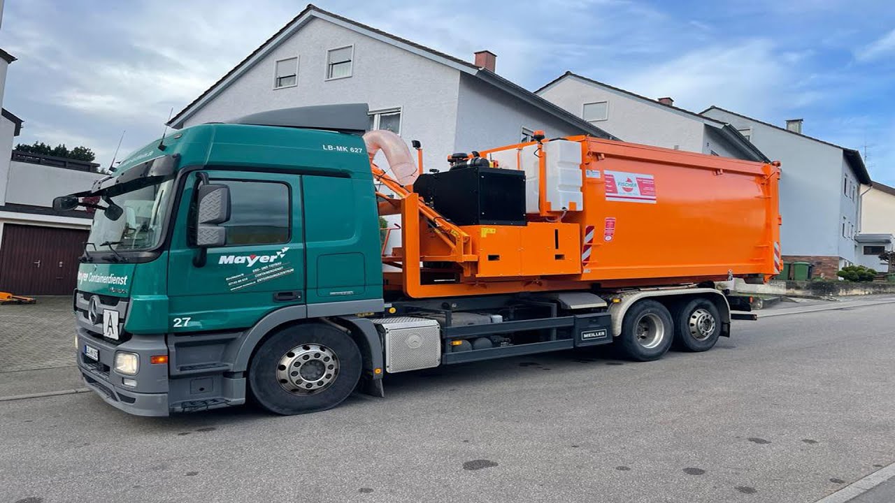 FISCHER F965 Laubsaug Container! F965 im EINSATZ bei der WBL